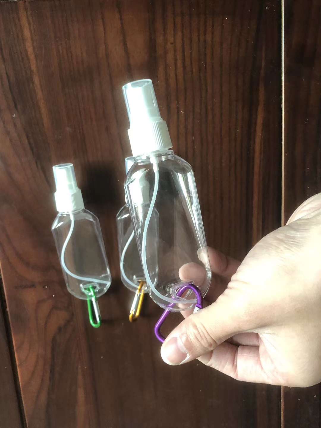 喷瓶酒精喷瓶塑料喷瓶挂钩瓶手环酒精喷瓶按